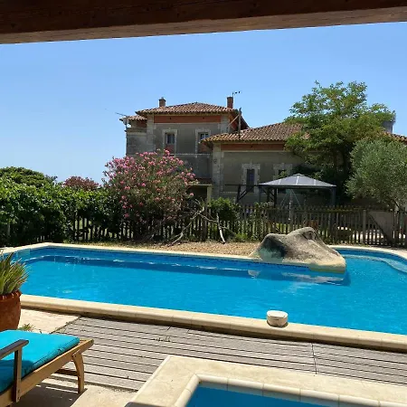 Les Pierrades En Camargue Holiday home