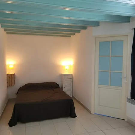 Les Pierrades En Camargue Holiday home *