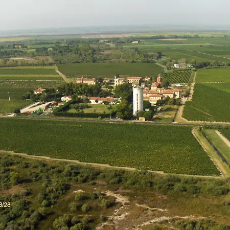 Holiday home Les Pierrades En Camargue